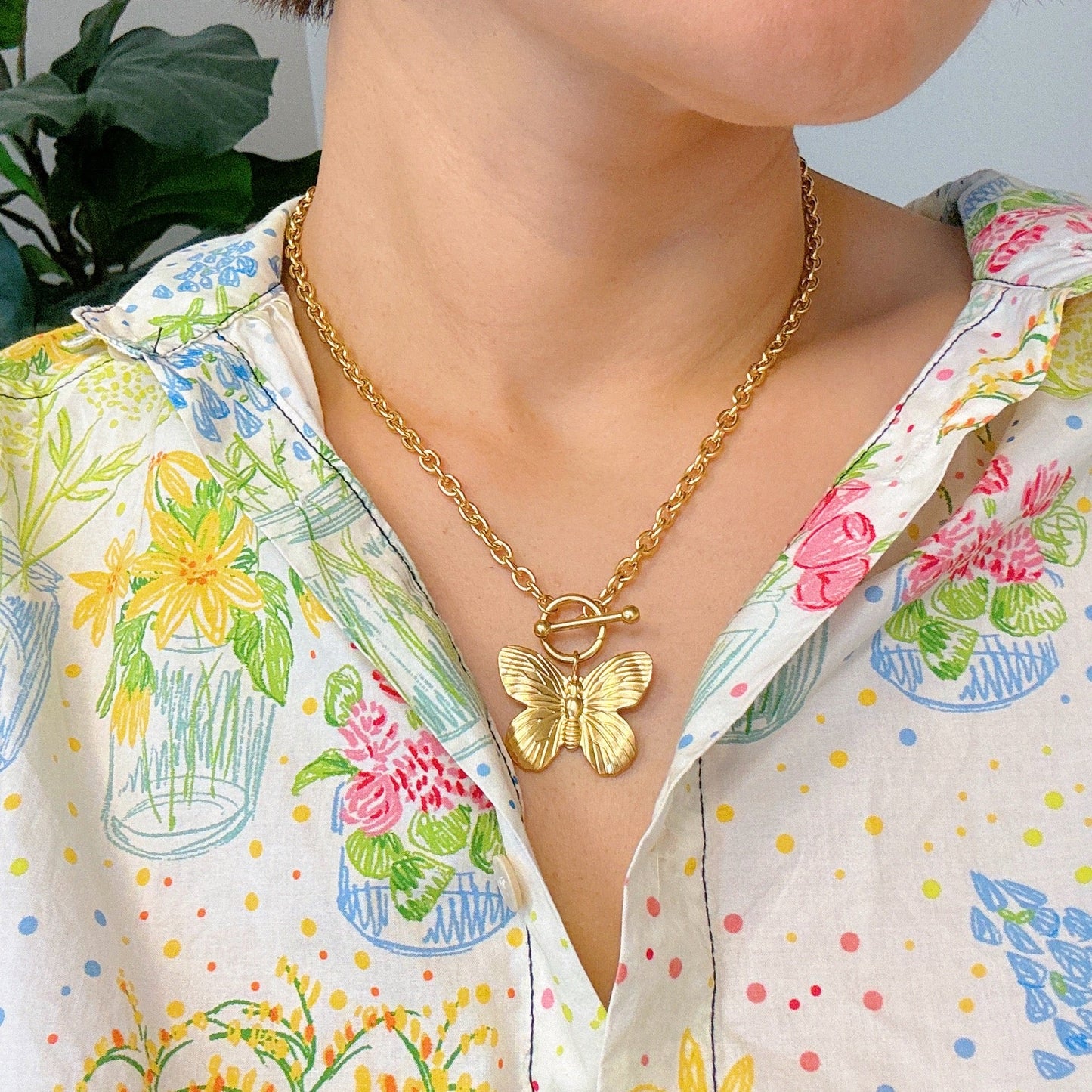 Vintage Butterfly Solo Toggle Necklace