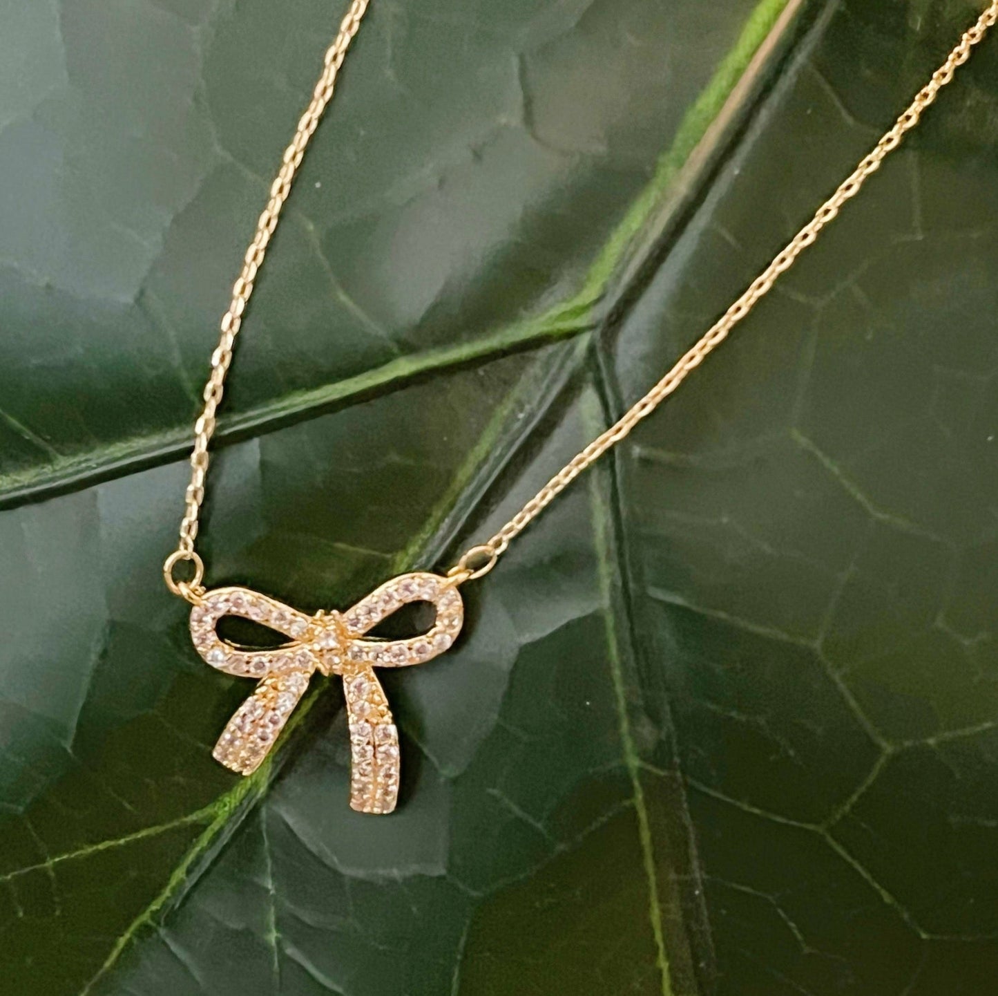 Simply Shine Bow Necklace