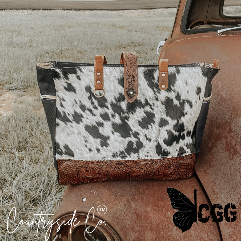 Darby Cowhide Carry All Bag by Countryside Co. Overnight bag, Computer bag